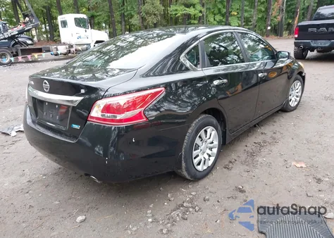 2013 Nissan Altima 2.5 S z USA, uszkodzony, nr VIN 1N4AL3AP6DC277237